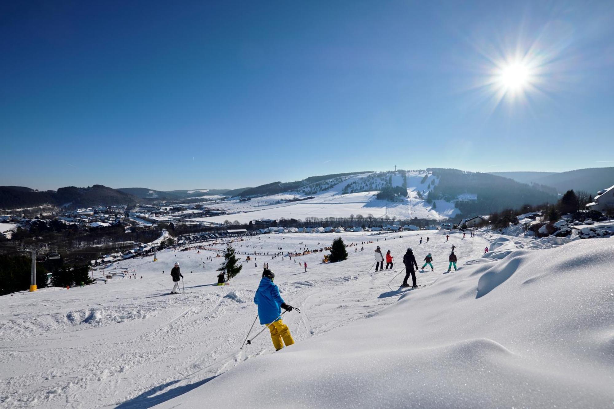 Hotel & Ferienappartements Edelweiss Willingen  Eksteriør billede