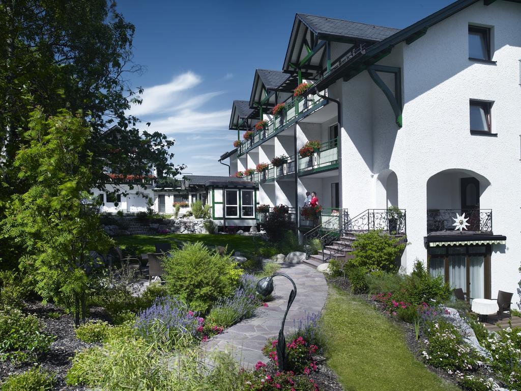 Hotel & Ferienappartements Edelweiss Willingen  Eksteriør billede