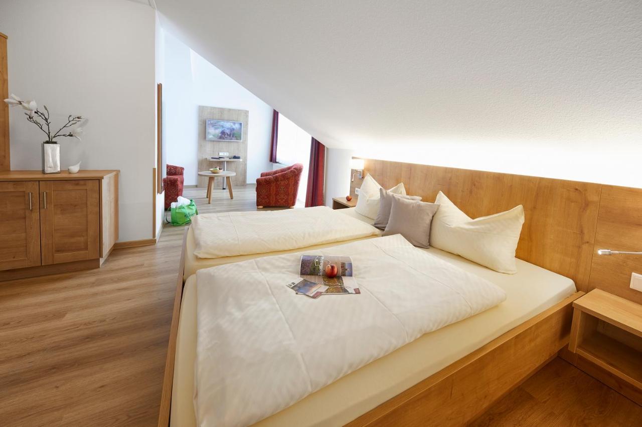 Hotel & Ferienappartements Edelweiss Willingen  Eksteriør billede