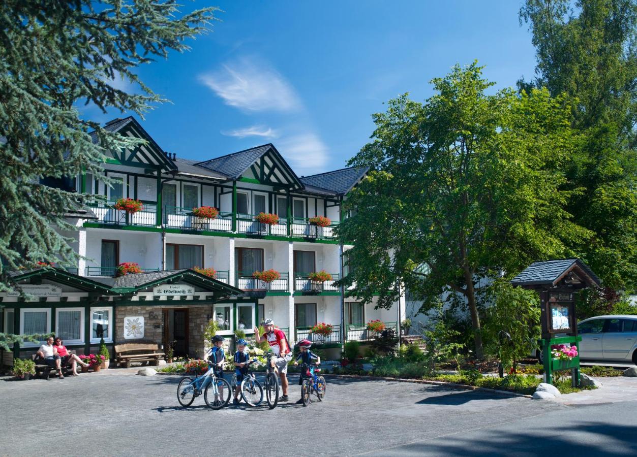 Hotel & Ferienappartements Edelweiss Willingen  Eksteriør billede